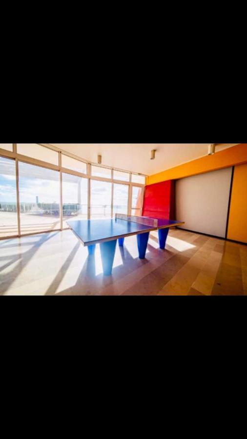 Grand Studio Bord De Mer Plus Piscine Sete Exterior photo